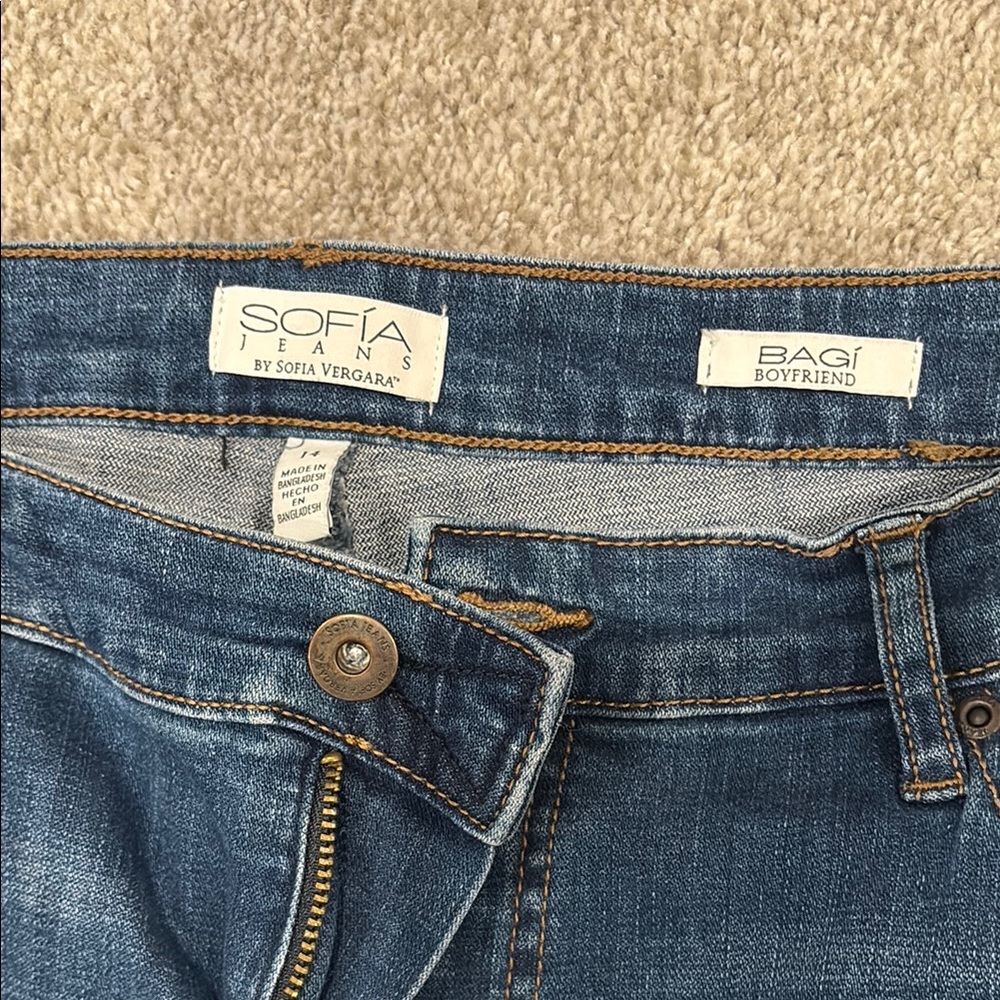 Sofia Jeans Classic Blue Denim Jeans - Picture 3 of 6